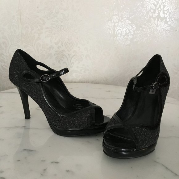 Tahari Tweed & Patent Peep Toe High Heels 6.5 MINT - Picture 2 of 10